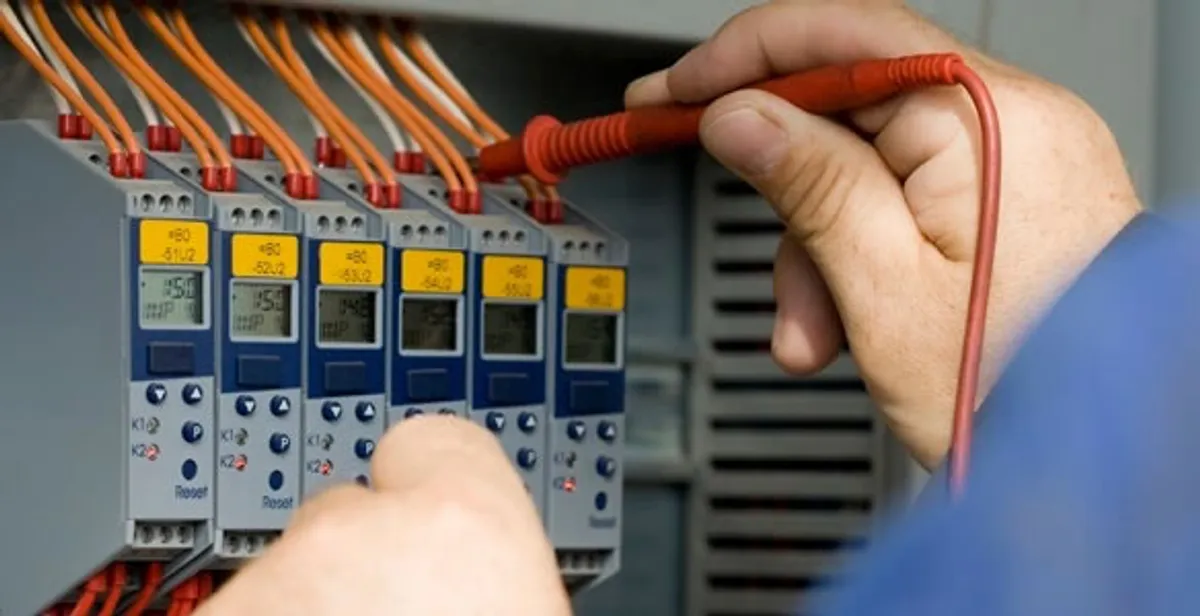 electrical contractors performing professional electrical system testing and configuration in West Palm Beach, FL